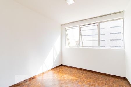 Quarto  de apartamento para alugar com 1 quarto, 56m² em Centro, Curitiba