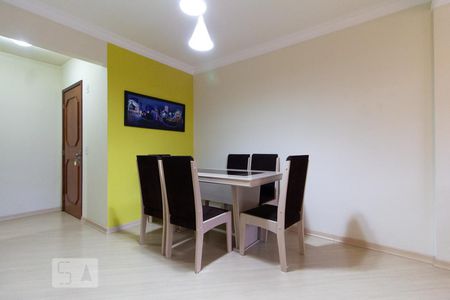 Sala de apartamento para alugar com 3 quartos, 83m² em Vila Izabel, Curitiba