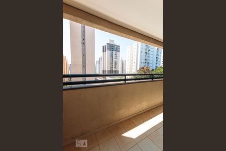 Quarto 1 - Vista de apartamento para alugar com 3 quartos, 70m² em Mansões Santo Antônio, Campinas