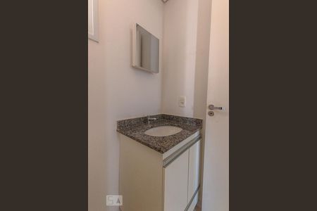 Banheiro de apartamento para alugar com 3 quartos, 70m² em Mansões Santo Antônio, Campinas