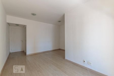 Sala de apartamento para alugar com 3 quartos, 70m² em Mansões Santo Antônio, Campinas