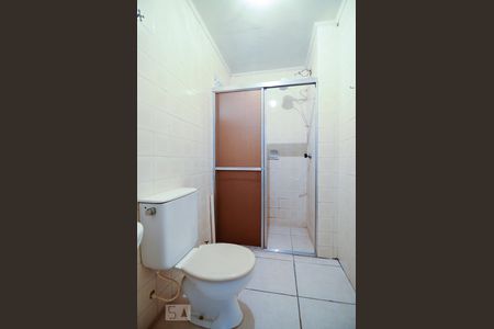 Banheiro de apartamento à venda com 1 quarto, 40m² em Centro, Campinas