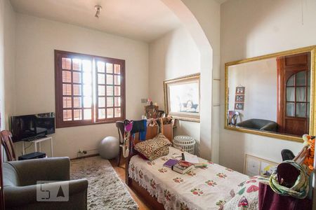 Quarto 02 de casa para alugar com 4 quartos, 269m² em Santo Antonio, Belo Horizonte