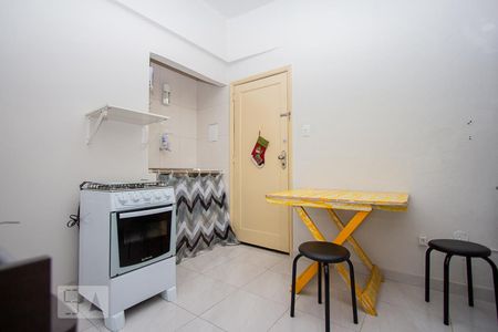 Cozinha de kitnet/studio à venda com 1 quarto, 24m² em Botafogo, Rio de Janeiro