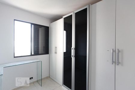 Quarto1 de apartamento para alugar com 2 quartos, 49m² em Jardim Flor da Montanha, Guarulhos