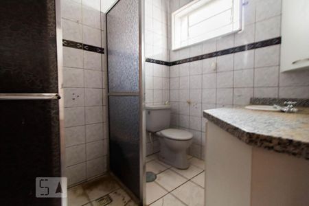 Banheiro de apartamento para alugar com 2 quartos, 85m² em Farroupilha, Porto Alegre