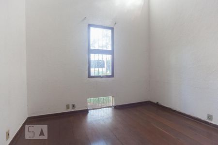 Sala 2 de casa para alugar com 5 quartos, 230m² em Cidade Universitária, Campinas