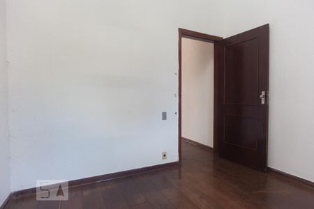 Sala 2 de casa para alugar com 5 quartos, 230m² em Cidade Universitária, Campinas