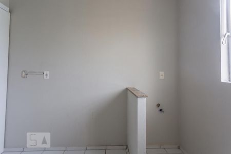 Cozinha e área de serviço de apartamento para alugar com 1 quarto, 48m² em Azenha, Porto Alegre