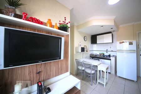 Sala  de apartamento para alugar com 1 quarto, 38m² em Santo Amaro, São Paulo