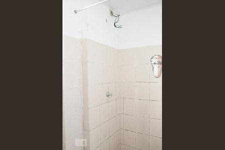 Banheiro de apartamento à venda com 2 quartos, 48m² em Igara, Canoas