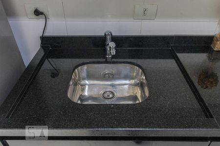 Cozinha de apartamento para alugar com 1 quarto, 42m² em Centro, Curitiba