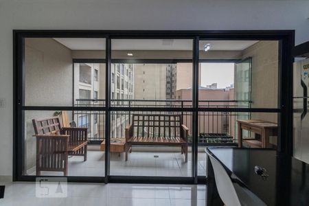 Varanda de apartamento para alugar com 1 quarto, 42m² em Centro, Curitiba