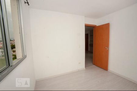 Quarto 2 de apartamento para alugar com 2 quartos, 48m² em Fanny, Curitiba