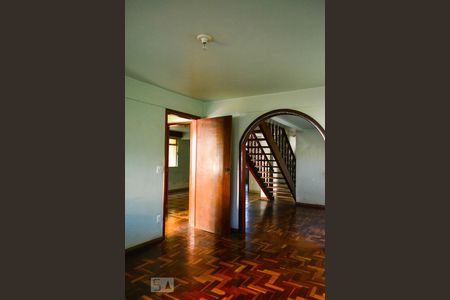 Sala 1 de casa à venda com 5 quartos, 350m² em São Lucas, Belo Horizonte