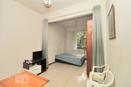 Kitnet. de kitnet/studio para alugar com 1 quarto, 25m² em Copacabana, Rio de Janeiro