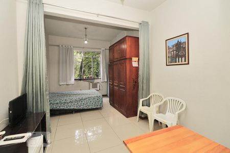 Kitnet. de kitnet/studio para alugar com 1 quarto, 25m² em Copacabana, Rio de Janeiro