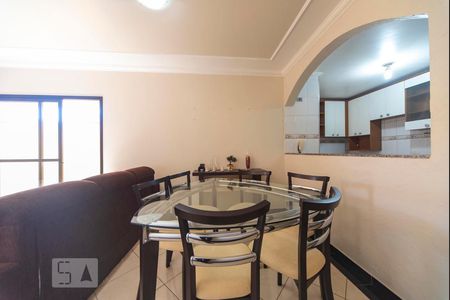 Sala de apartamento à venda com 3 quartos, 97m² em Vila Camilópolis, Santo André