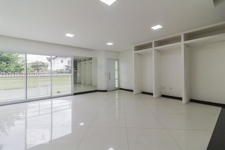 Sala de casa para alugar com 4 quartos, 400m² em Vila Rosália, Guarulhos