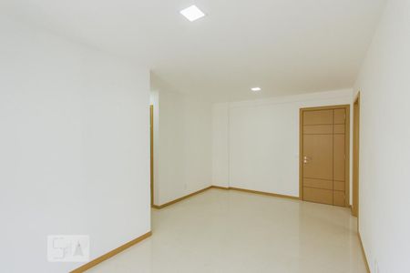 Sala de apartamento para alugar com 2 quartos, 71m² em Freguesia (jacarepaguá), Rio de Janeiro