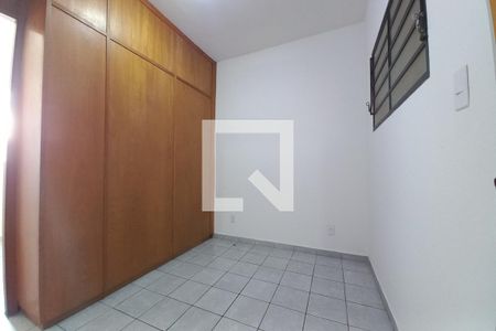 Sala de apartamento à venda com 1 quarto, 40m² em Vila Itapura, Campinas