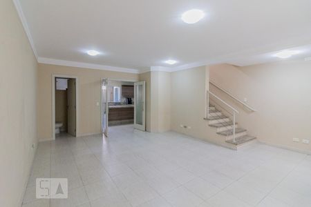 Sala de casa de condomínio à venda com 4 quartos, 250m² em Vila Valparaíso, Santo André