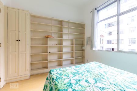 Quarto 1 de apartamento para alugar com 3 quartos, 95m² em Copacabana, Rio de Janeiro