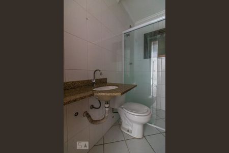 Banheiro de apartamento à venda com 2 quartos, 68m² em Olímpico, São Caetano do Sul