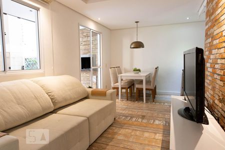 Sala de apartamento para alugar com 2 quartos, 71m² em Humaitá, Porto Alegre