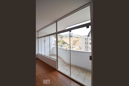 Varanda de apartamento para alugar com 4 quartos, 140m² em Luxemburgo, Belo Horizonte