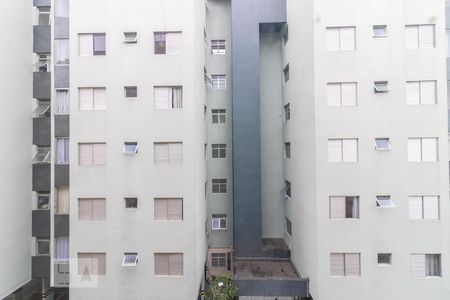 Vista do Quarto 1 de apartamento para alugar com 2 quartos, 50m² em Água Verde, Curitiba