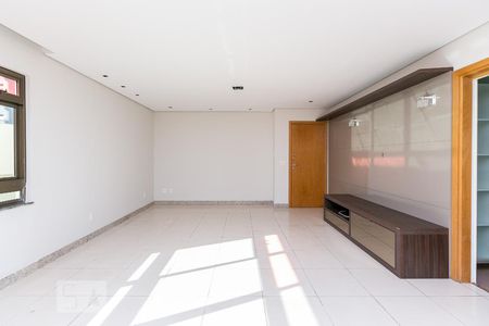 Apartamento para alugar com 4 quartos, 134m² em Funcionários, Belo Horizonte