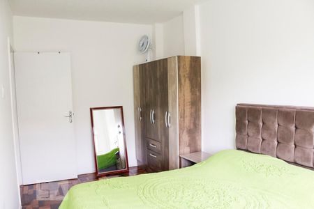 Quarto 2 de apartamento para alugar com 2 quartos, 56m² em Santo Antônio, Porto Alegre