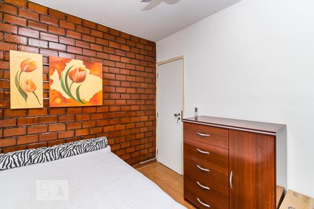 Quarto 1 de apartamento para alugar com 2 quartos, 48m² em Penha, Rio de Janeiro