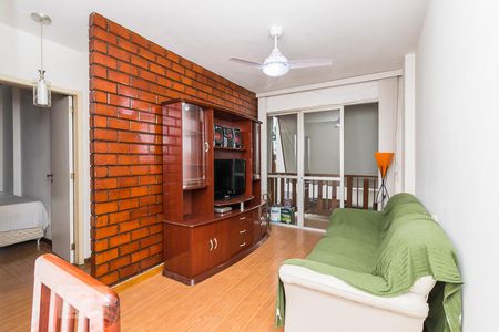 Sala de apartamento para alugar com 2 quartos, 48m² em Penha, Rio de Janeiro