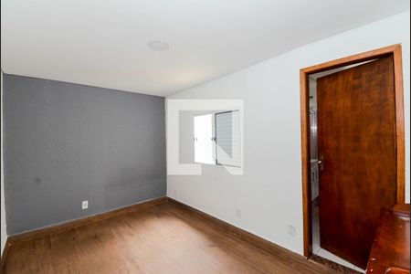 Quarto 1 de casa para alugar com 3 quartos, 200m² em Jardim São Roberto, Guarulhos