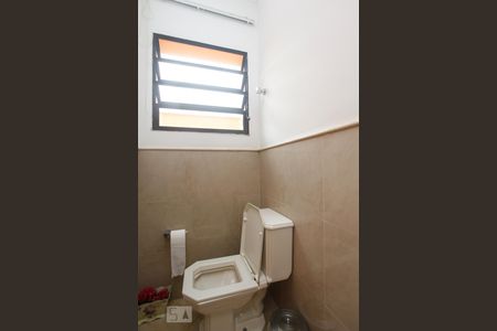 Lavabo de casa para alugar com 4 quartos, 306m² em Vila Rosália, Guarulhos