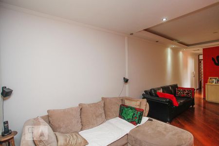 Sala de casa para alugar com 4 quartos, 306m² em Vila Rosália, Guarulhos