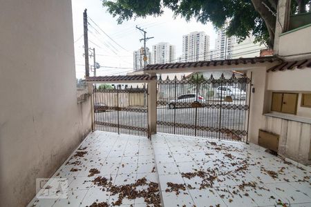 Vista da sala de estar de casa à venda com 4 quartos, 166m² em Picanço, Guarulhos