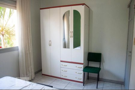 Quarto de apartamento para alugar com 1 quarto, 59m² em Menino Deus, Porto Alegre