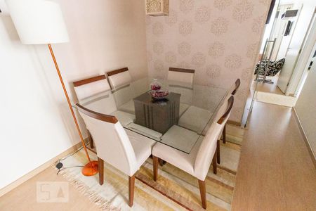 Sala de apartamento para alugar com 3 quartos, 72m² em Vila Izabel, Curitiba