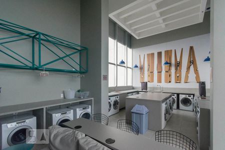 Lavanderia de kitnet/studio à venda com 1 quarto, 31m² em Centro, Osasco