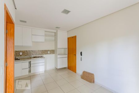 Sala de kitnet/studio para alugar com 1 quarto, 35m² em Setor Leste Universitário, Goiânia