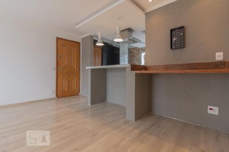 Sala de apartamento para alugar com 2 quartos, 50m² em Cambuci, São Paulo