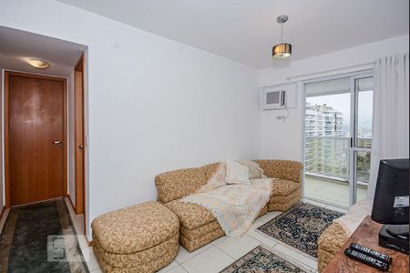 Sala de apartamento para alugar com 2 quartos, 68m² em Jacarepaguá, Rio de Janeiro