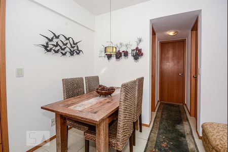 Sala de apartamento para alugar com 2 quartos, 68m² em Jacarepaguá, Rio de Janeiro