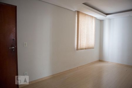 Sala de apartamento para alugar com 3 quartos, 68m² em Buritis, Belo Horizonte