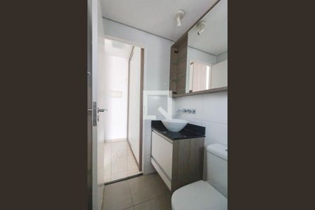 Banheiro de kitnet/studio à venda com 1 quarto, 38m² em Vila Augusta, Guarulhos