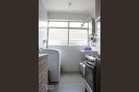 Área de Serviço de apartamento para alugar com 2 quartos, 65m² em Vila Ipiranga, Porto Alegre