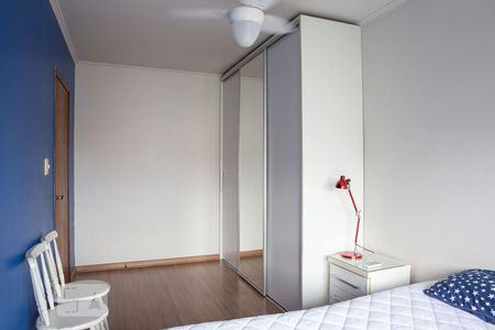 Quarto 2 de apartamento para alugar com 2 quartos, 65m² em Vila Ipiranga, Porto Alegre